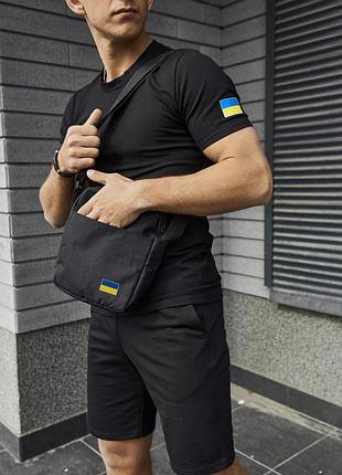 Комплект із трьох речей: футболка, барсетку, шорти, літній костюм