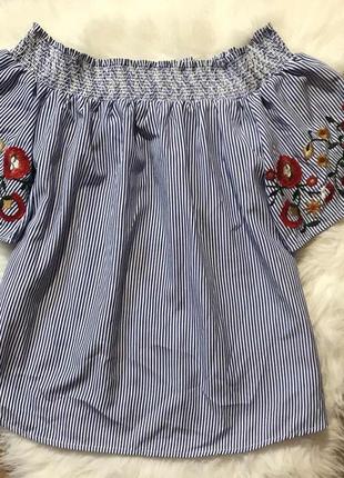 Ошатна жіноча сорочка