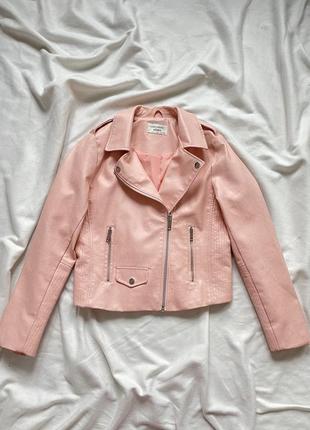 Куртка женская розового цвета1 фото