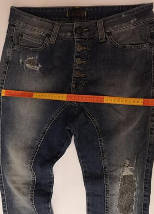 Модные джинсы einstein, размер м8 фото