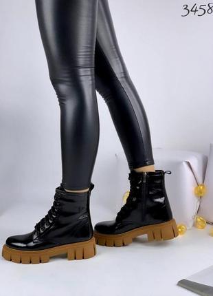 Черевики лаковані. 5