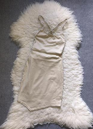 Платье мини с завязкой шнуровкой на спине открытая спина в обтяжку
