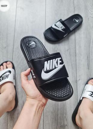 Чоловічі шльопанці nike