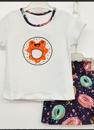 Летний костюм с юбкой