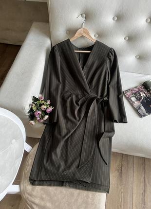 Елегантна класична сукня імітація запаху в смужку trendyol2 фото