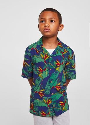 Летняя рубашка mango для мальчика.
