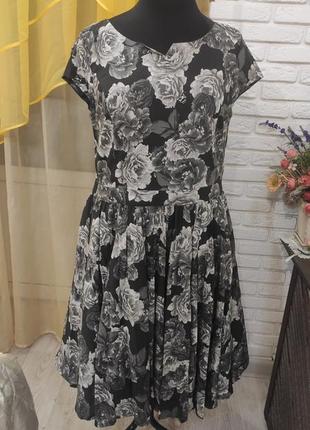 Платье вечернее, выходное.большой размер