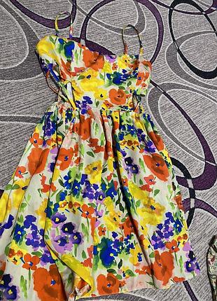 Размер 40-42 в идеальном состоянии одно платье 50 грн