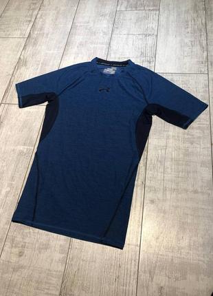 Термо футболка для спорта under armour