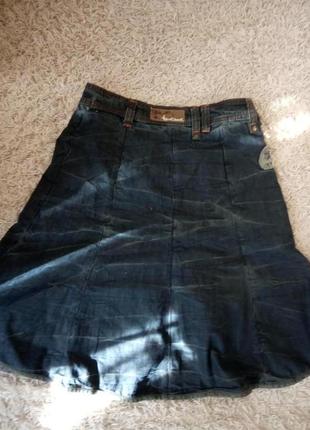 Интересная юбка, джинс, ассиметрия, секси, на заклепках2 фото