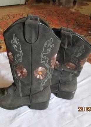 Сапоги ковбойские казаки замш с вышивкой, италия 36 размер