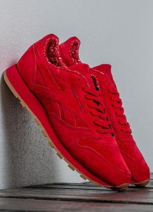 Reebok красные замша