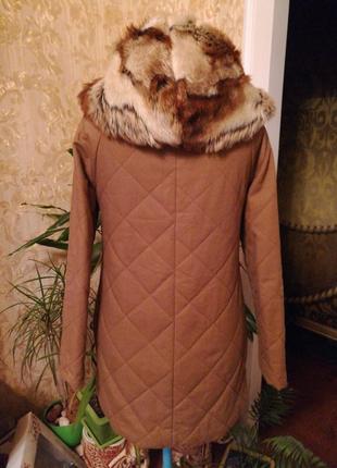 Пальто стеганое, объемный капюшон3 фото