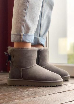 Стильні чобітки ugg bailey bow gray mini з бантом (осінь-зима-весна)😍5 фото