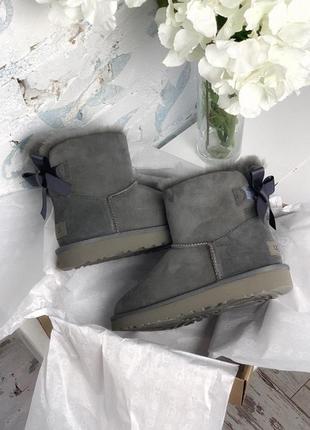 Стильные сапожки ugg bailey bow mini gray с бантом (осень-зима-весна)😍1 фото