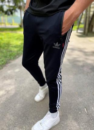 Спортивные штаны адидас. спортивные штаны adidas3 фото