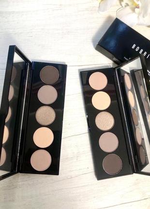 Розкішна нюдова палітра bobbi brown nudes eye shadow palette smokey nudes4 фото