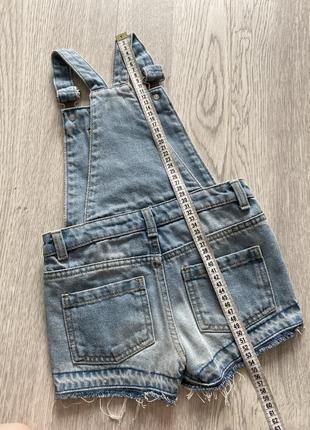 Крутой джинсовый комбинезон шорты f&amp;f 4-5 лет5 фото