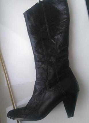 Класні італійські шкіряні чоботи р. 39.