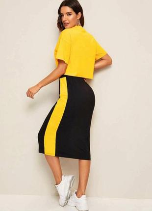 Костюм трикотажный юбка миди длинная юбка + топ футболка спортивный комплект по фигуре удобный черный желтый4 фото
