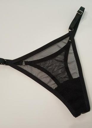 Стринги из крупной сеточки с регулировкой