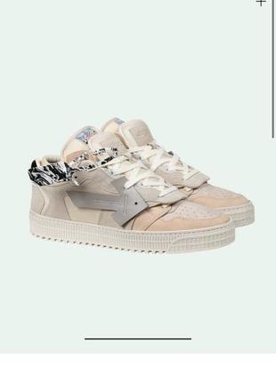 Кросівки off white