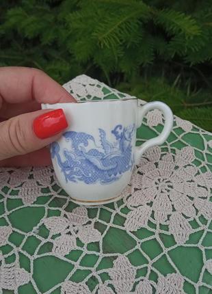 Продам очень редкую чашку от сервиза blue dragon royal worcester