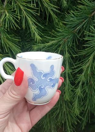 Продам очень редкую чашку от сервиза blue dragon royal worcester8 фото