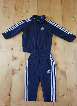 Детский спортивный костюм adidas