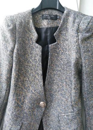 Крутий твідовий піджак