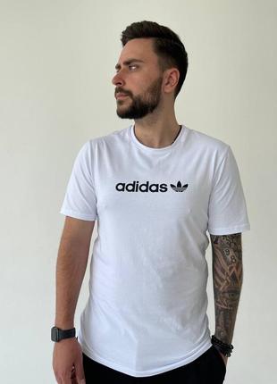 Мужская белая футболка adidas с принтом на груди біла чоловіча футболка adidas біла футболка адідас