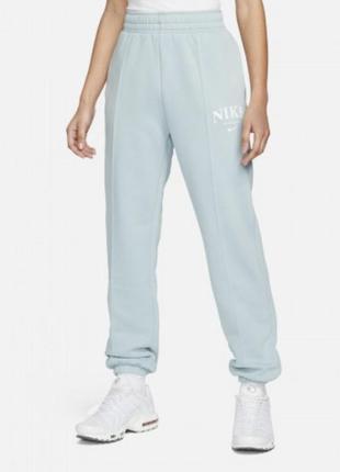 Спортивные штаны nike sportswear essentials pants m1 фото