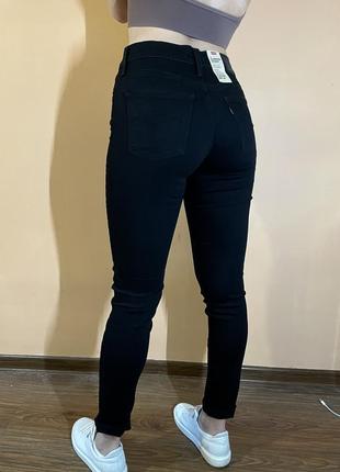 Levis 26 27 28 29 30 slimming skinny 711 311 710 310 720 721 черные джинсы средняя посадка