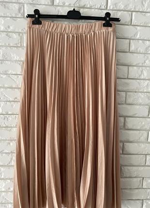 Красивая юбка длинная гофре цвет пудры под сатин 16хл2 фото