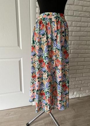 Красивая юбка длинная легкая на пуговицах цветы л 12-14
