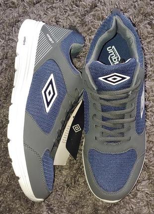 Кроссовки umbro