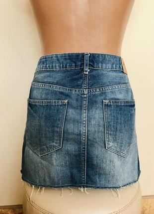 Крутая брендовая джинсовая юбка с рваным низом 🤘🏻7 фото