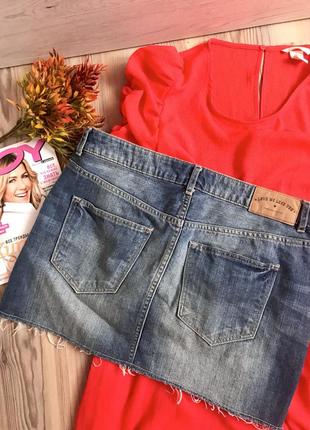 Крутая брендовая джинсовая юбка с рваным низом 🤘🏻9 фото
