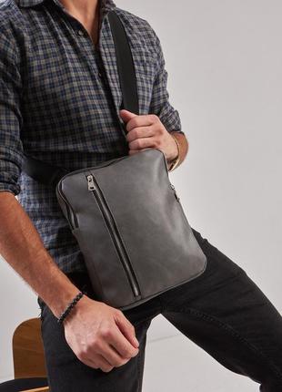 Чоловіча сіра сумка планшет через плечо vertical екошкіра1 фото