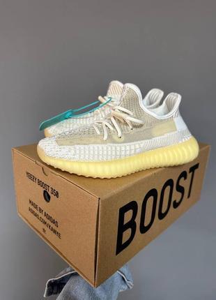 Рефлективное кроссовки adidas yeezy boost 350 v2 бежевые женские кроссовки adidas yeezy boost 350 рефлективные кроссовки адидас извые буст 3504 фото