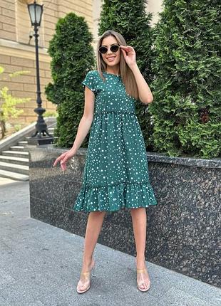 Зеленое платье свободного кроя