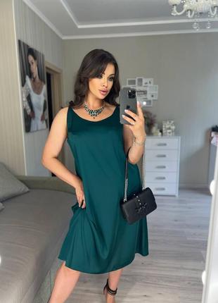 Элегантное женское шелковое платье на тонких брителях