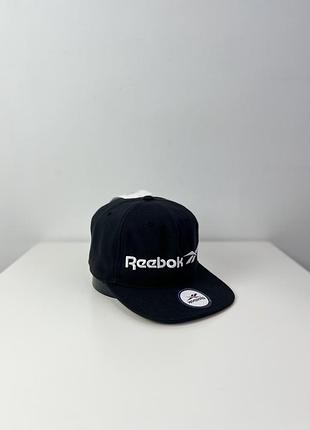 Reebok snapback hotsell