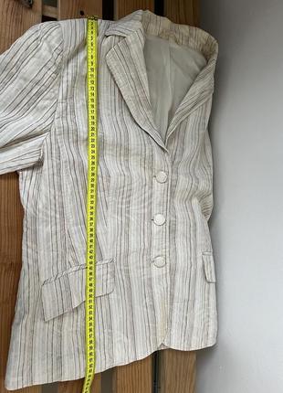 Светлый женский пиджак большой размер3 фото
