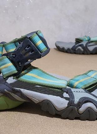 Сандалии teva hurricane 38-39р/24,5см3 фото