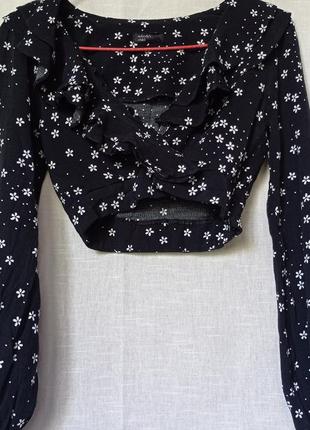 Блузка кроп топ с v вырезом оборками с длинными рукавами3 фото