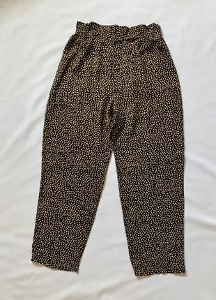 Стильные летние брюки высокая посадка с накладными карманами мом из вискозы tezenis