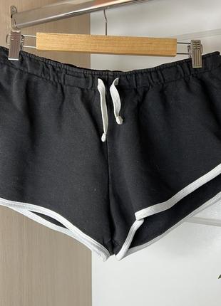 Шорти