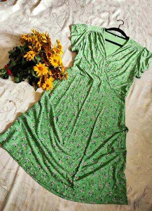 Платье в мелкий цветочный принт2 фото