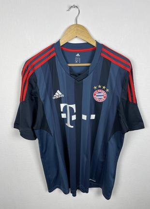 Футболка adidas bayern munchen